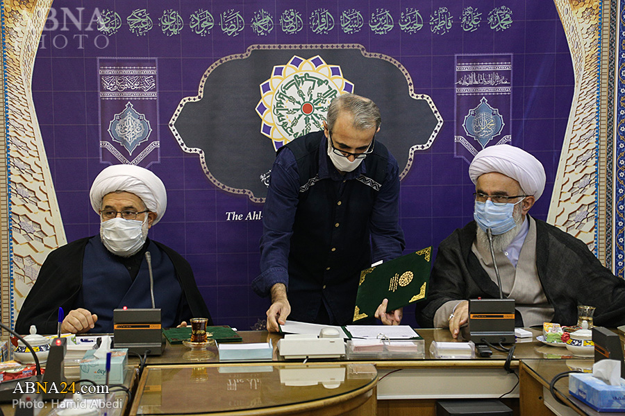 Photos: Signing memorandum of cooperation between Ahl Al-Bayt World Assembly, Al-Mustafa International University