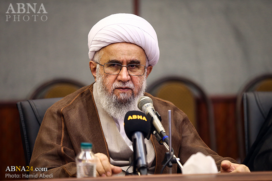 Golden opportunity arisen for Muslim scholars: Ayatollah Ramazani